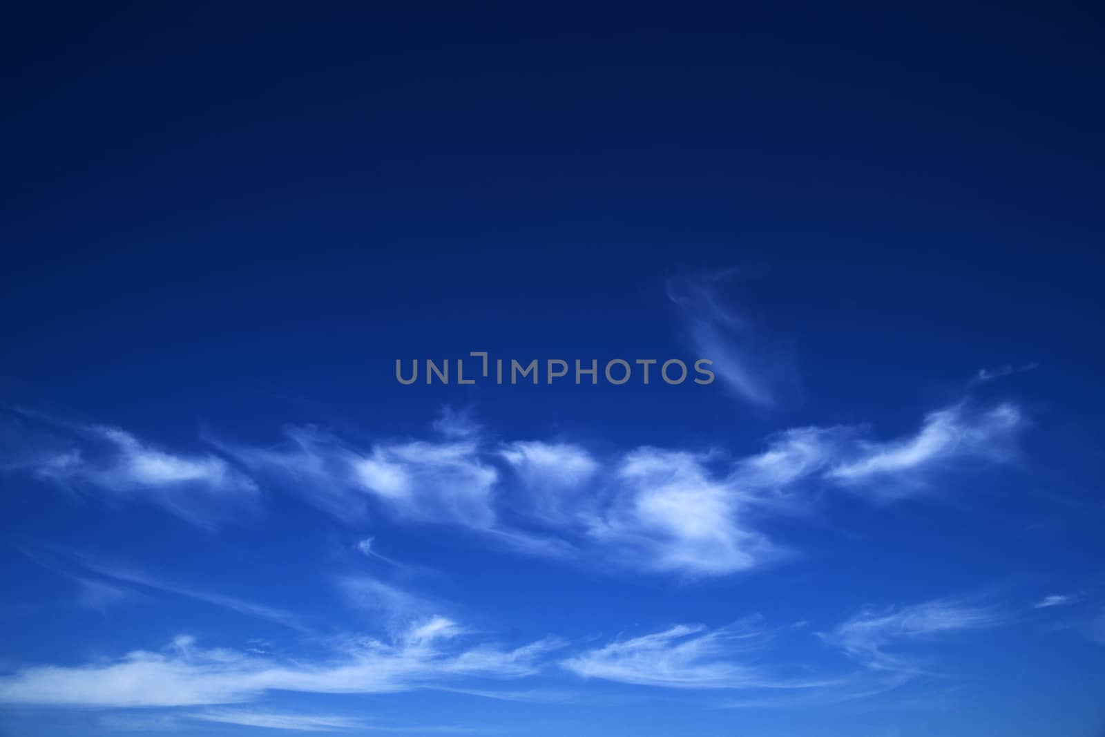 Blue sky with white clouds  by fotografiche.eu