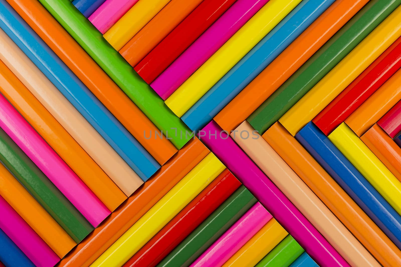 Crayons as background picture
 by Tofotografie