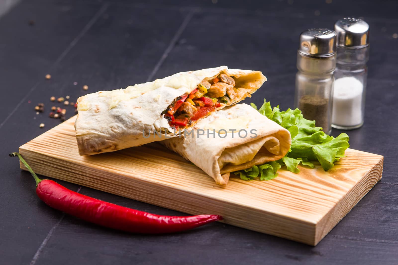 Homemade fries on a table by mrakor