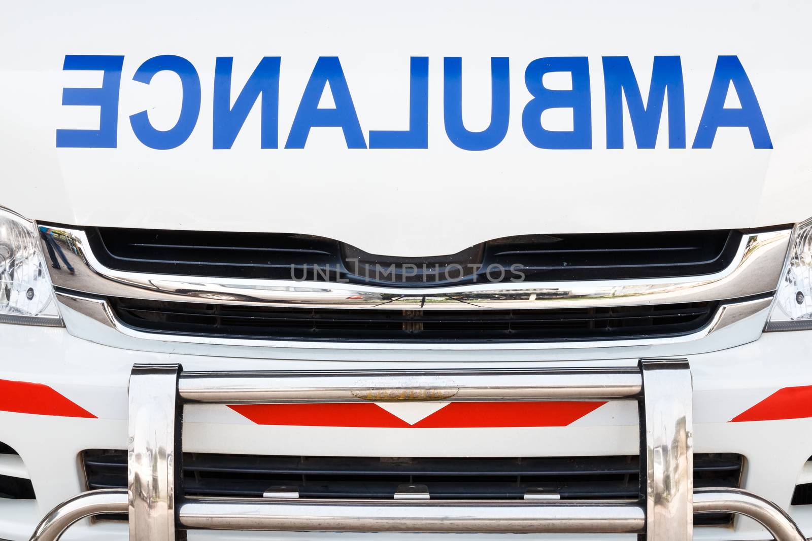 Radiator bonnet of ambulance ( reverse alphabet )