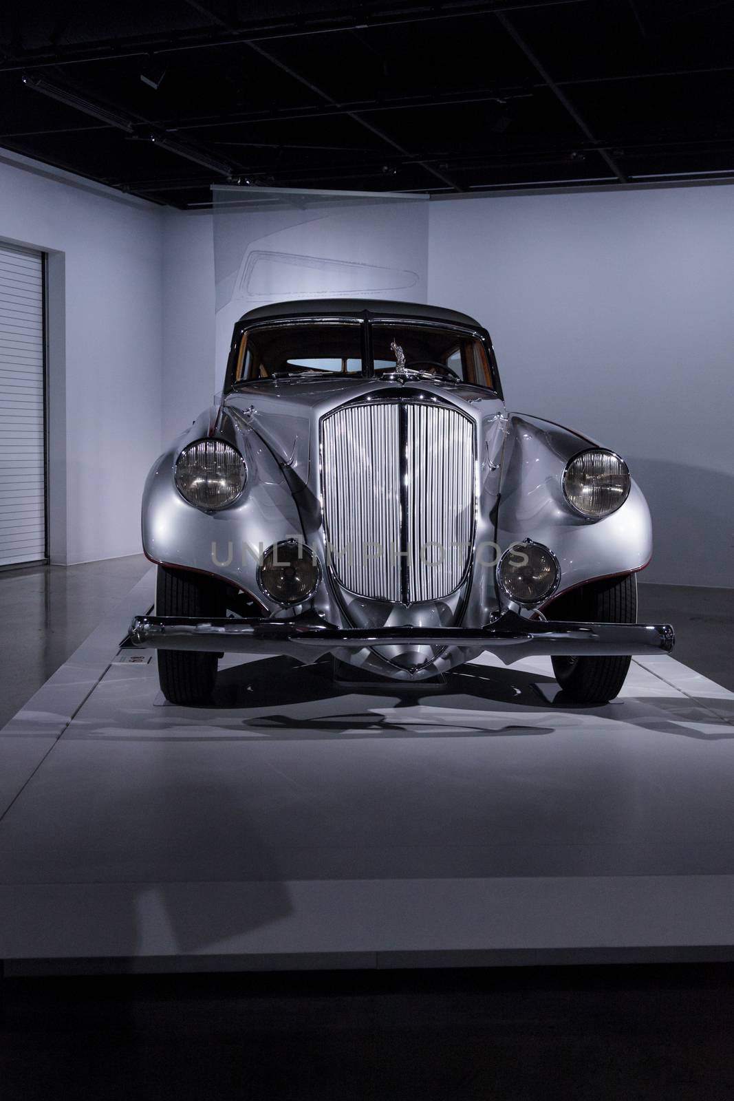 Los Angeles, CA, USA — April 16, 2016: A 1933 Pierce Silver Arrow from the Richard H Driehaus collection at Chicago Vintage Motor Carriage, presently displayed at the Petersen Automotive Museum in Los Angeles, California, United States. Editorial use.