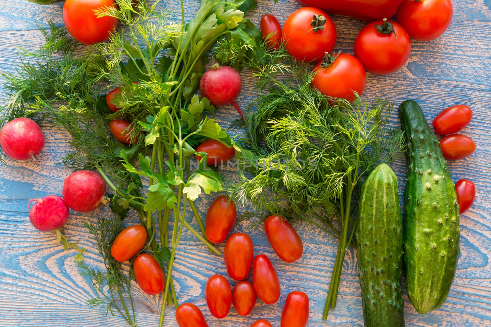 The photo shows the vegetables on the table