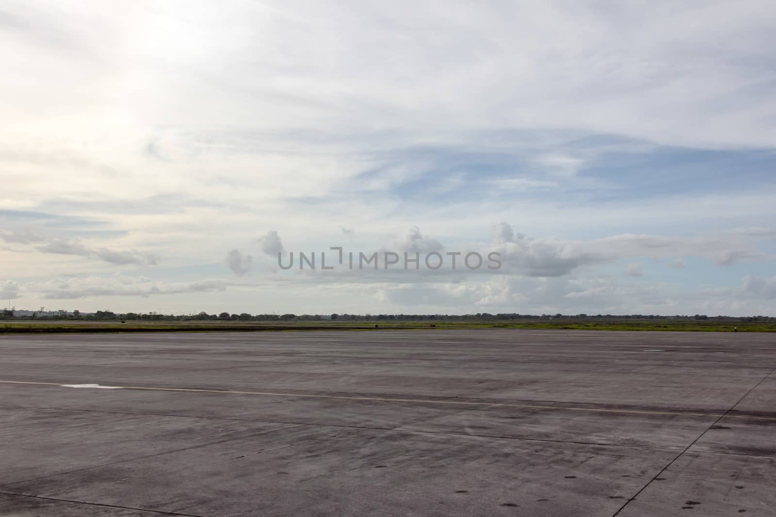 View runway with blue sky cloud background