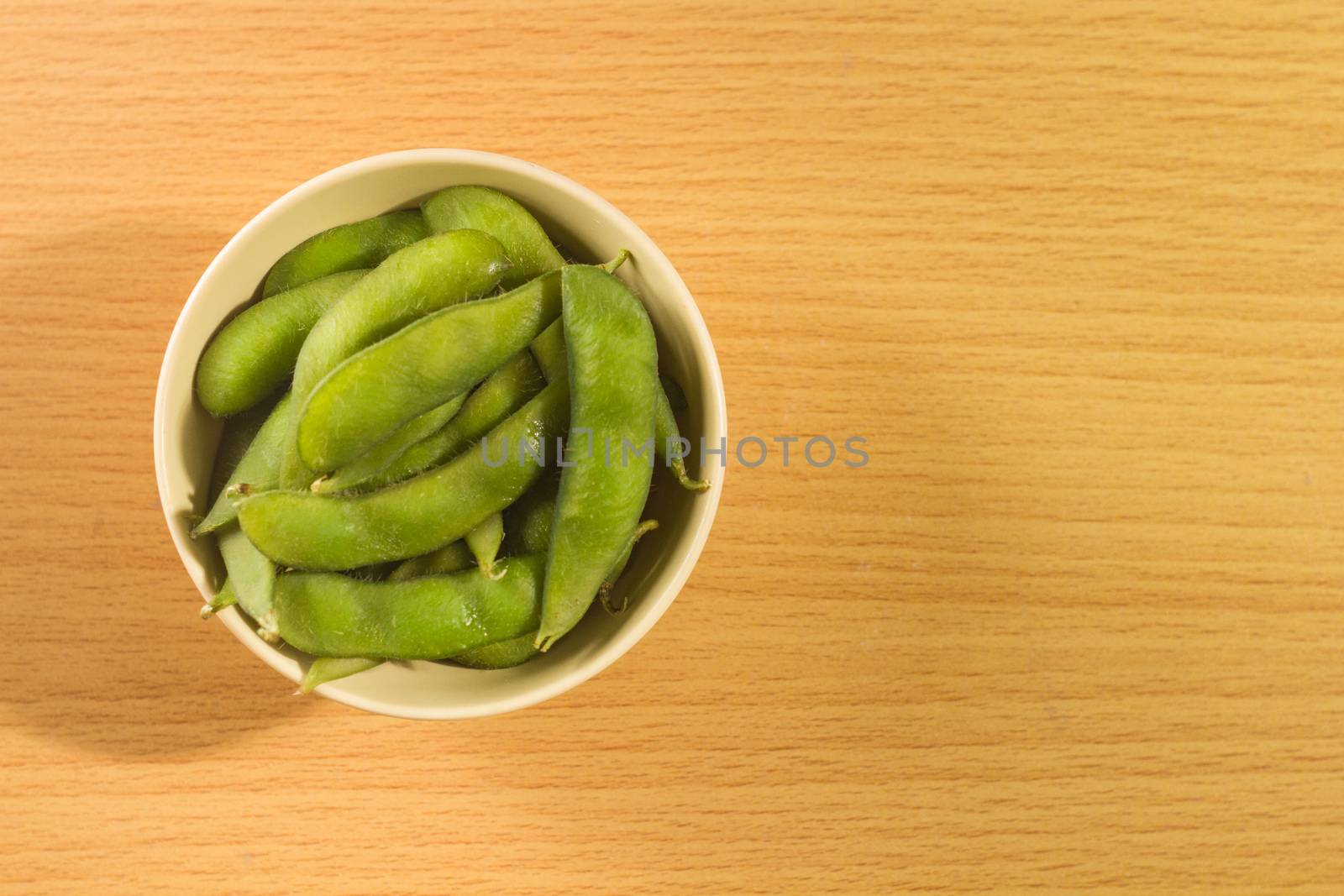 Japanese cuisine edamame bean (boiled green soy beans)