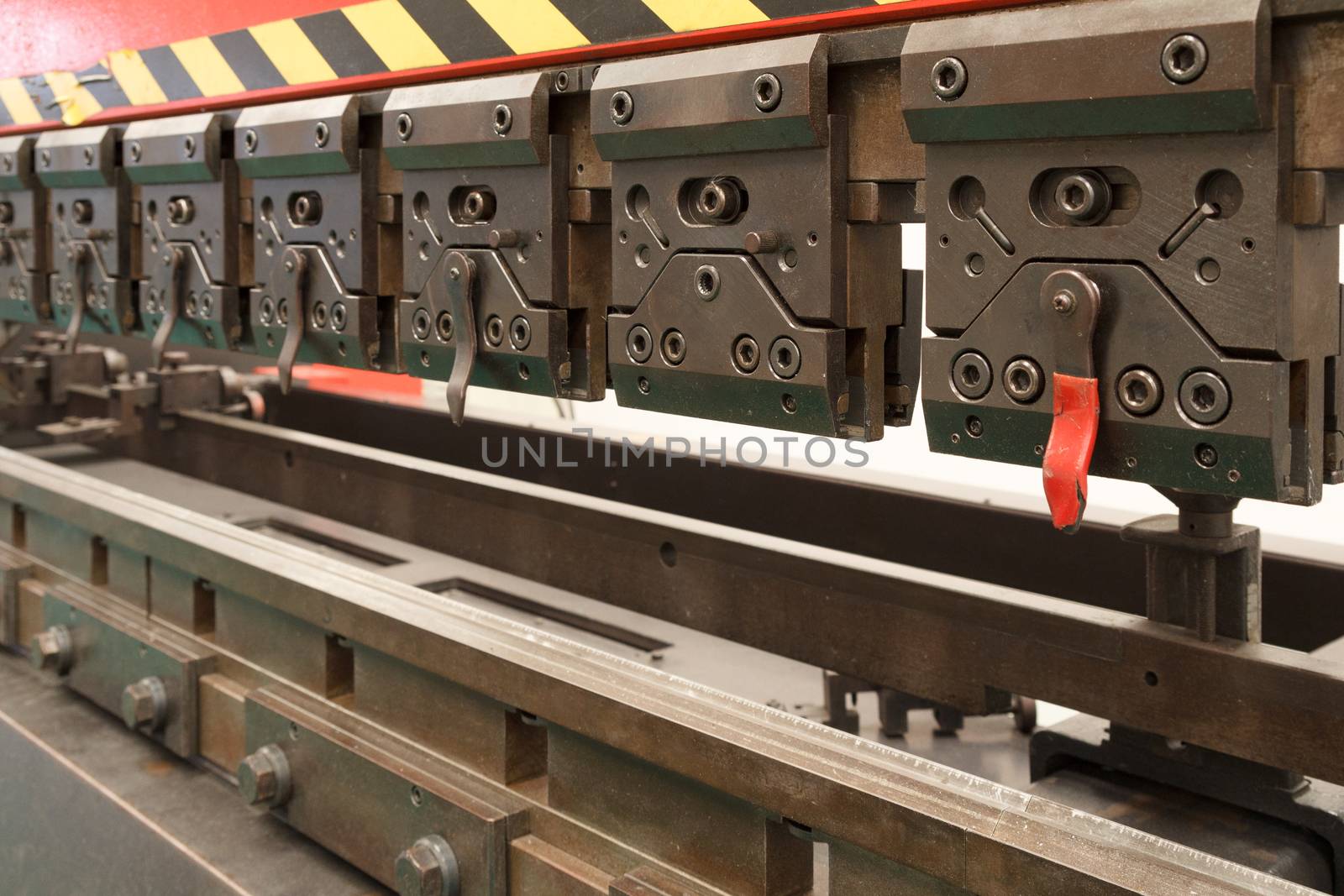 Industrial metal folding Machine
