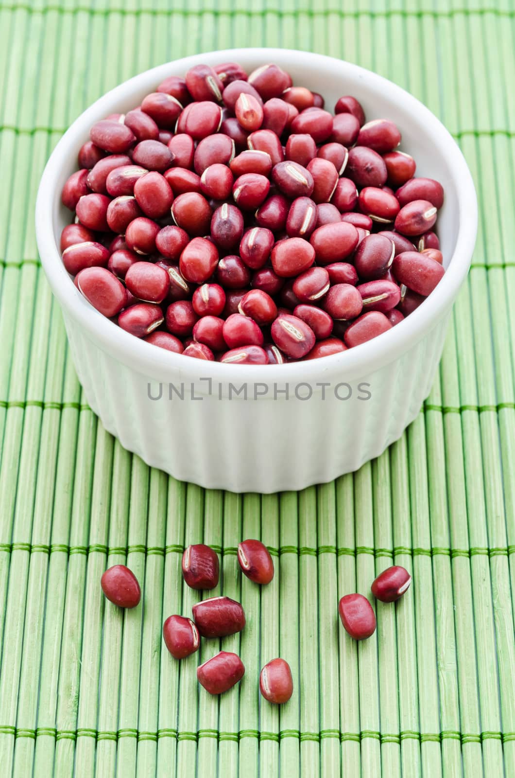 Raw azuki beans. by Gamjai