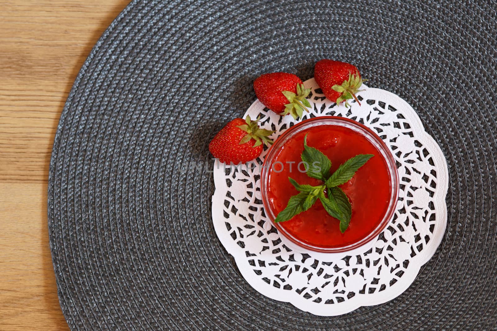 Fragrant strawberry jam by natazhekova