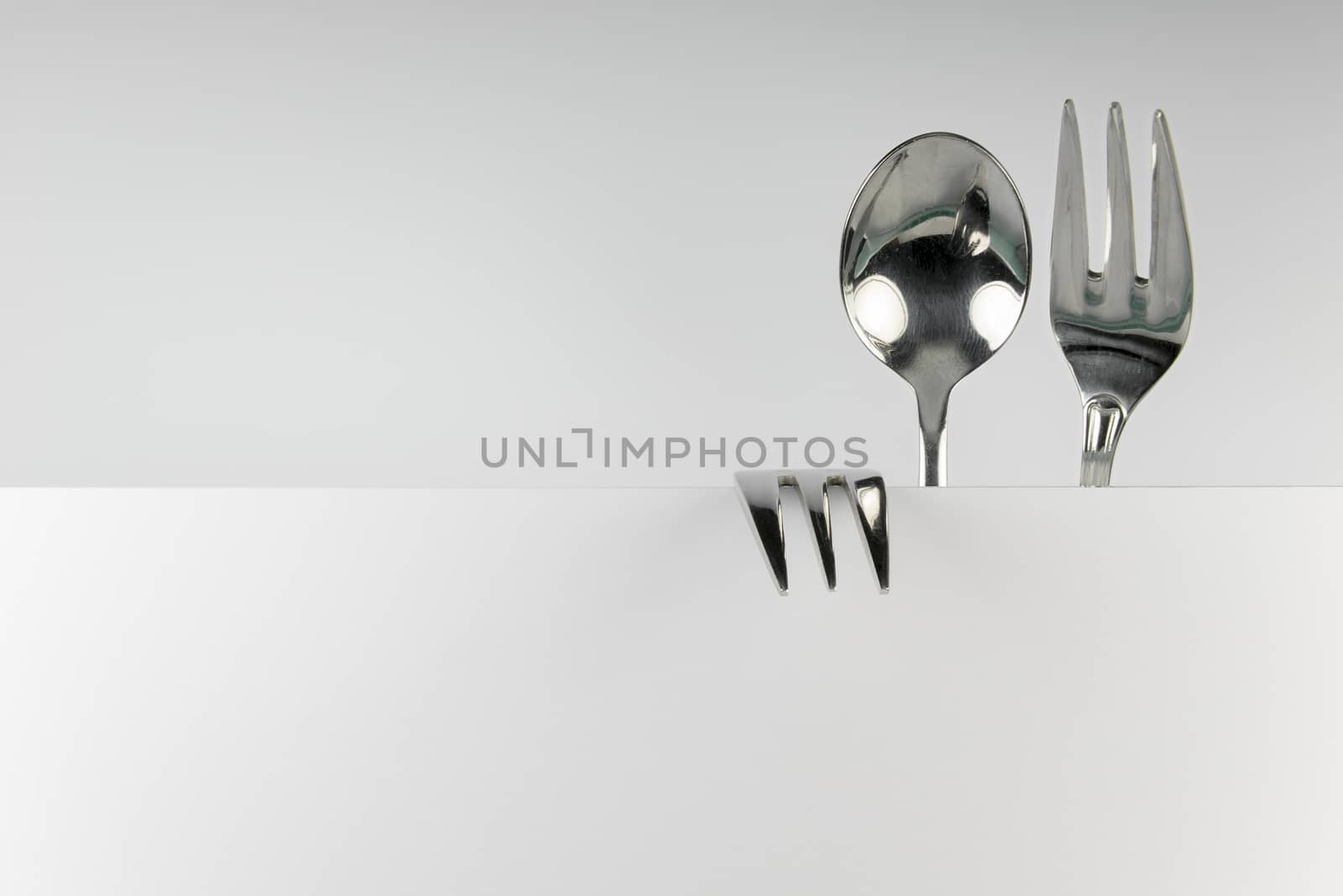 Figure of spoon and two forks
 by Tofotografie