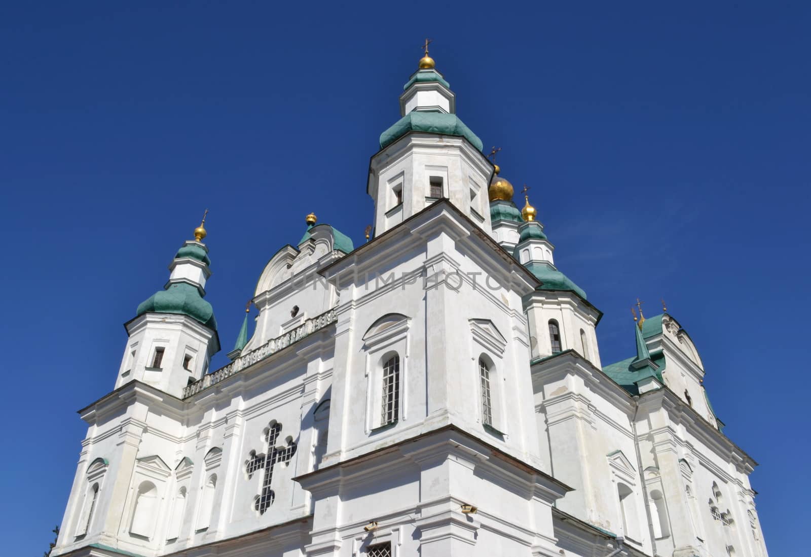 Orthodox Cathedral of the XVII century a clear autumn day.