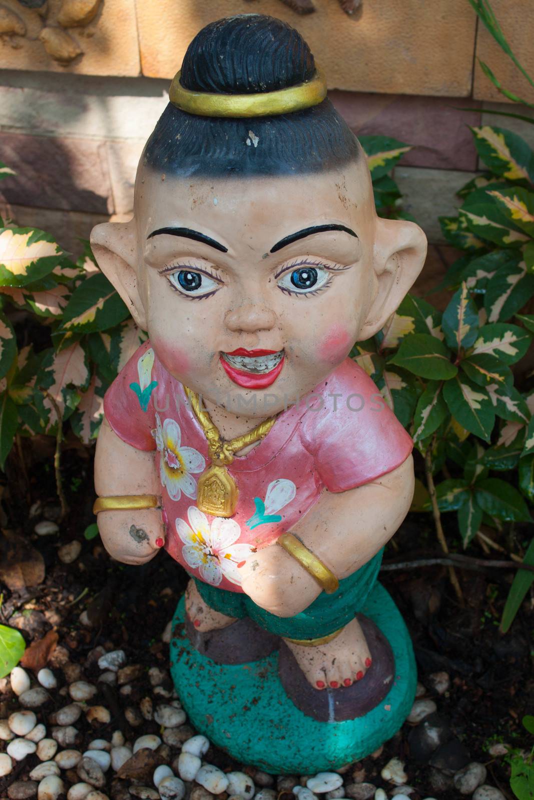 Thailand statue of boy by primzrider