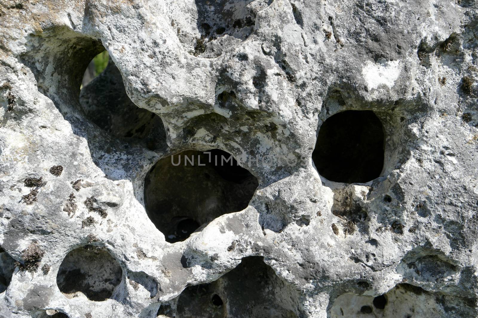 Rocks in the Altmuehltal in Germany by 3quarks