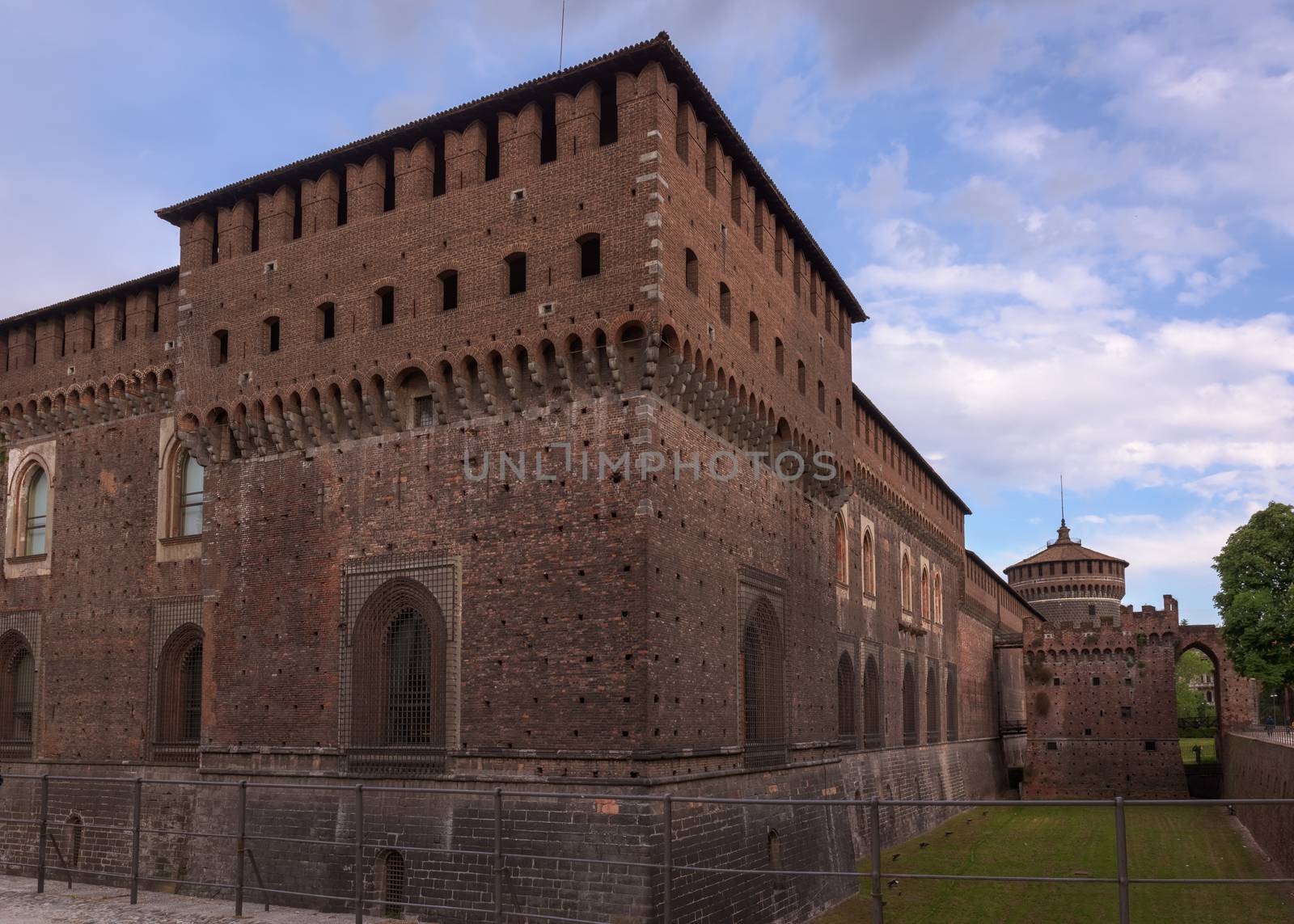 Sforza castle view by Robertobinetti70