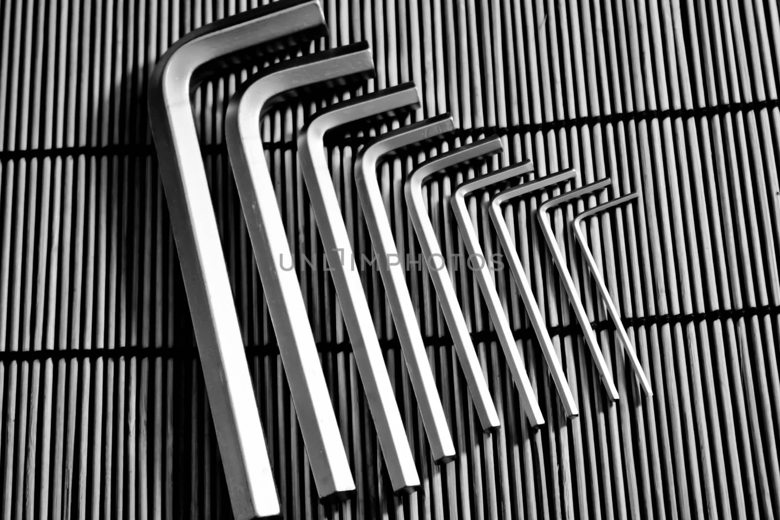 Lined hex keys in black and white