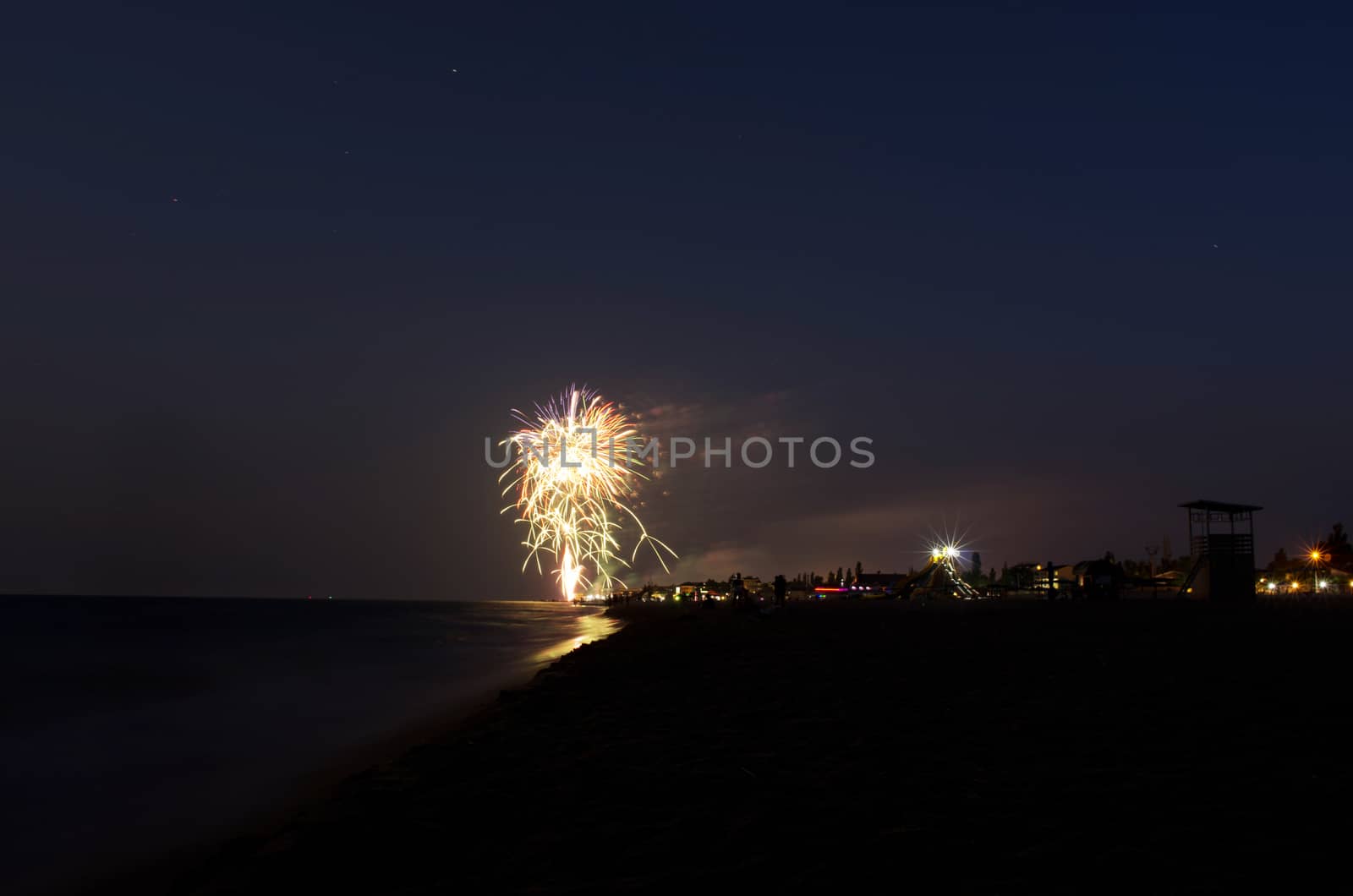 Fireworks at the beach,  taken at the fireworks festival  by dolnikow