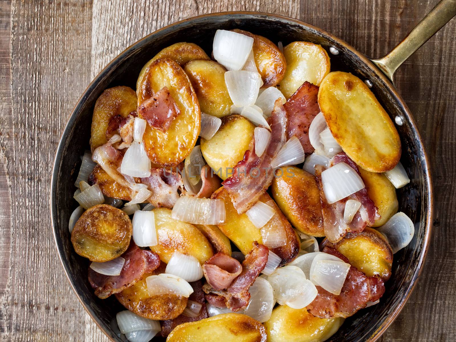 rustic german home fries bratkartoffeln by zkruger