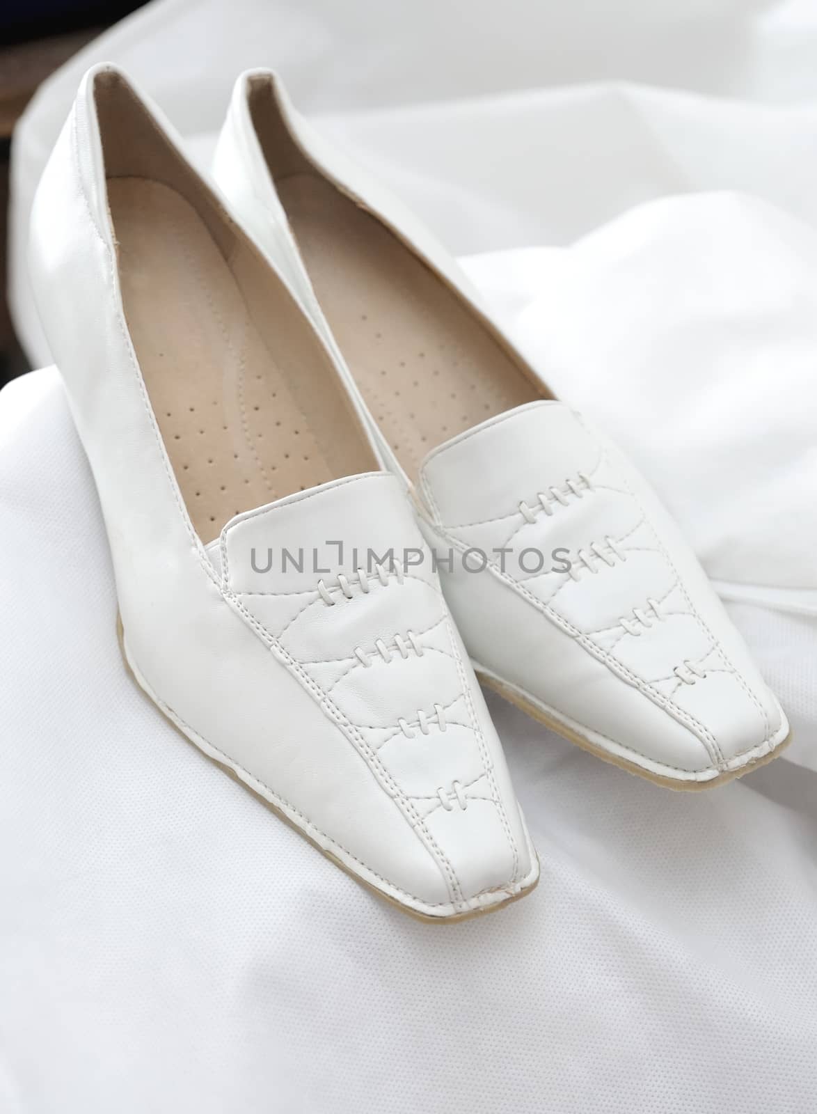 Wedding shoes by hamik