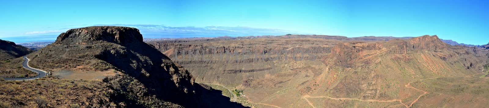 Panoramic shot of Gran Canaria mountains, view from Roque Nublo peak.