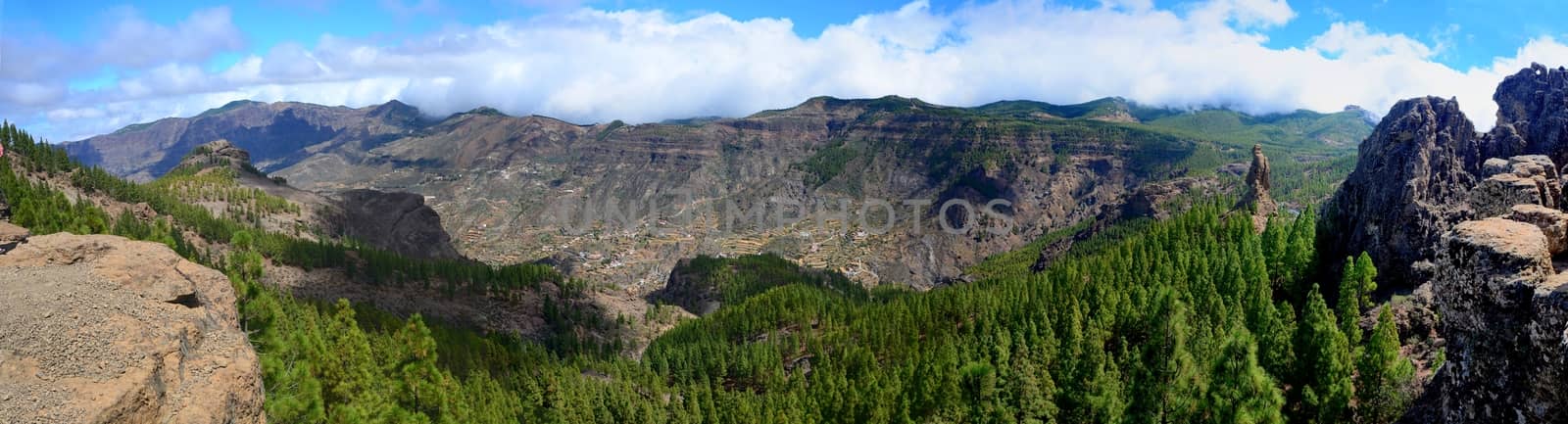 Panoramic shot of Gran Canaria mountains, view from Roque Nublo peak.