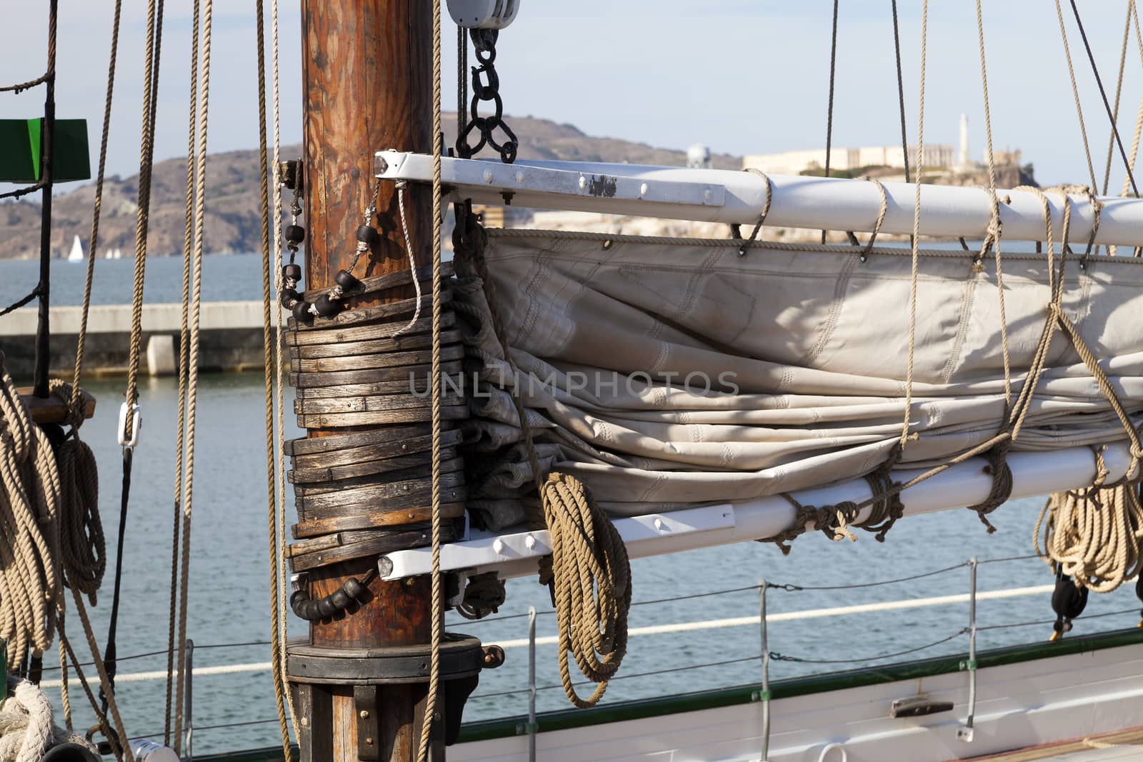 The hawser on the sailboat mast by hanusst