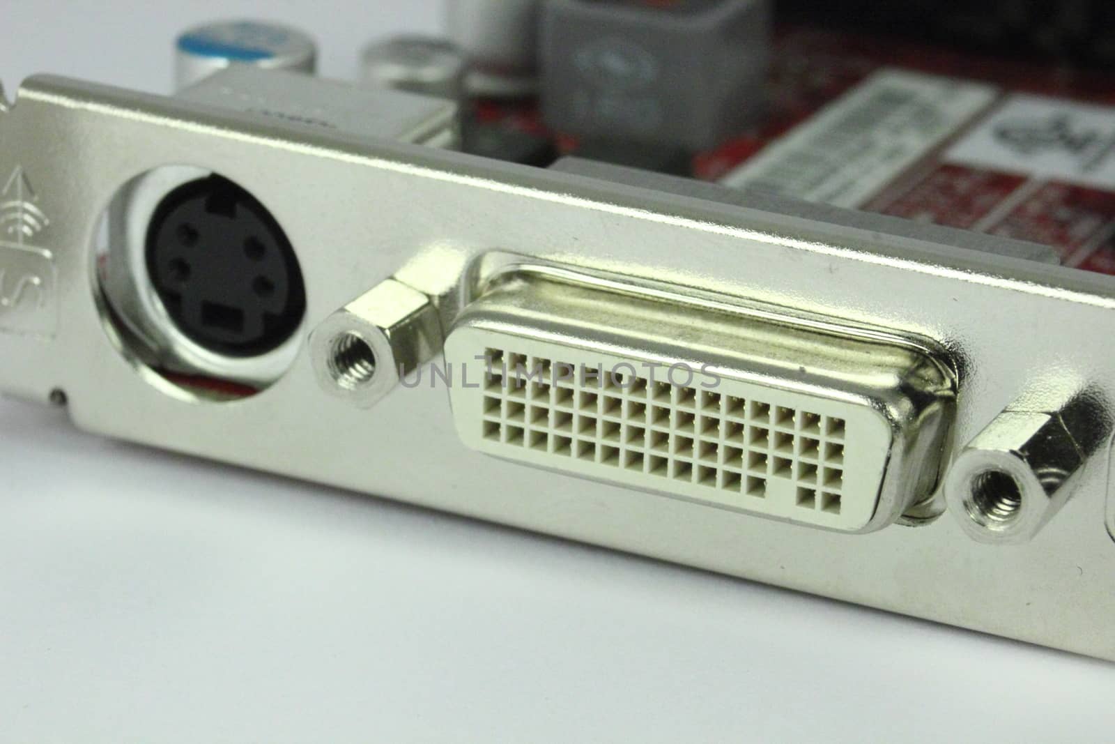 Connector on computer graphics card to digital video