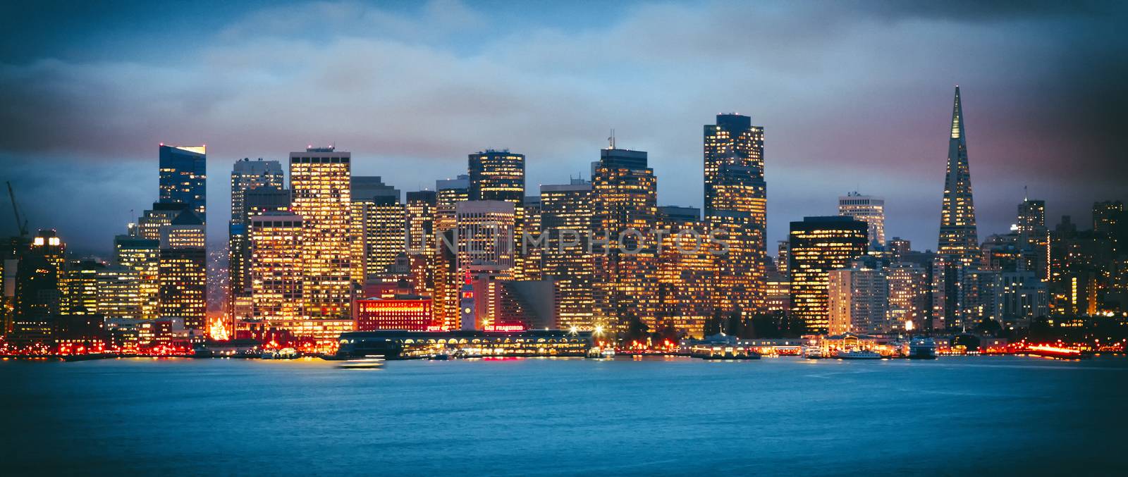 San Francisco Downtown in the night by hanusst