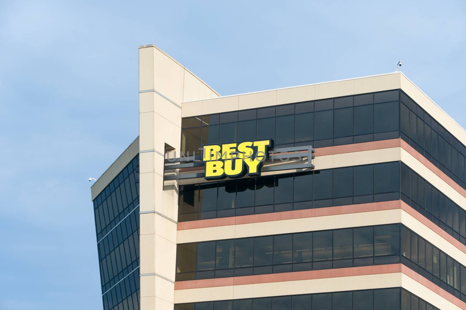 Best Buy Corporate Headquarters Building by wolterk