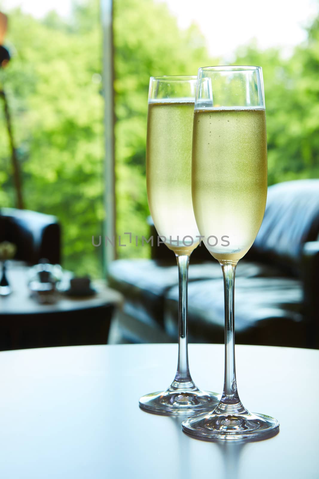 Two glasses of champagne by sarymsakov