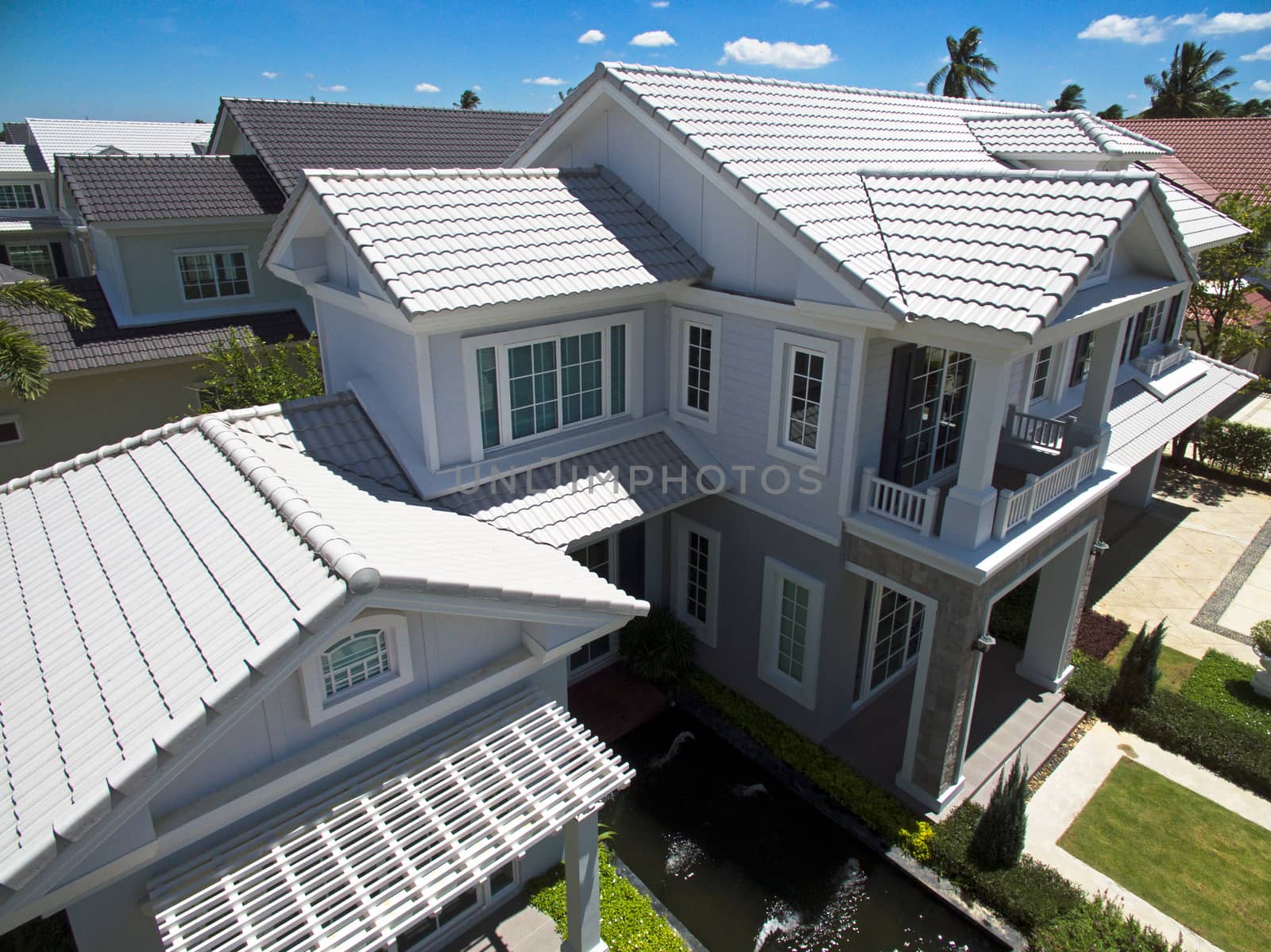 House Roofs tiles, new styles and colors