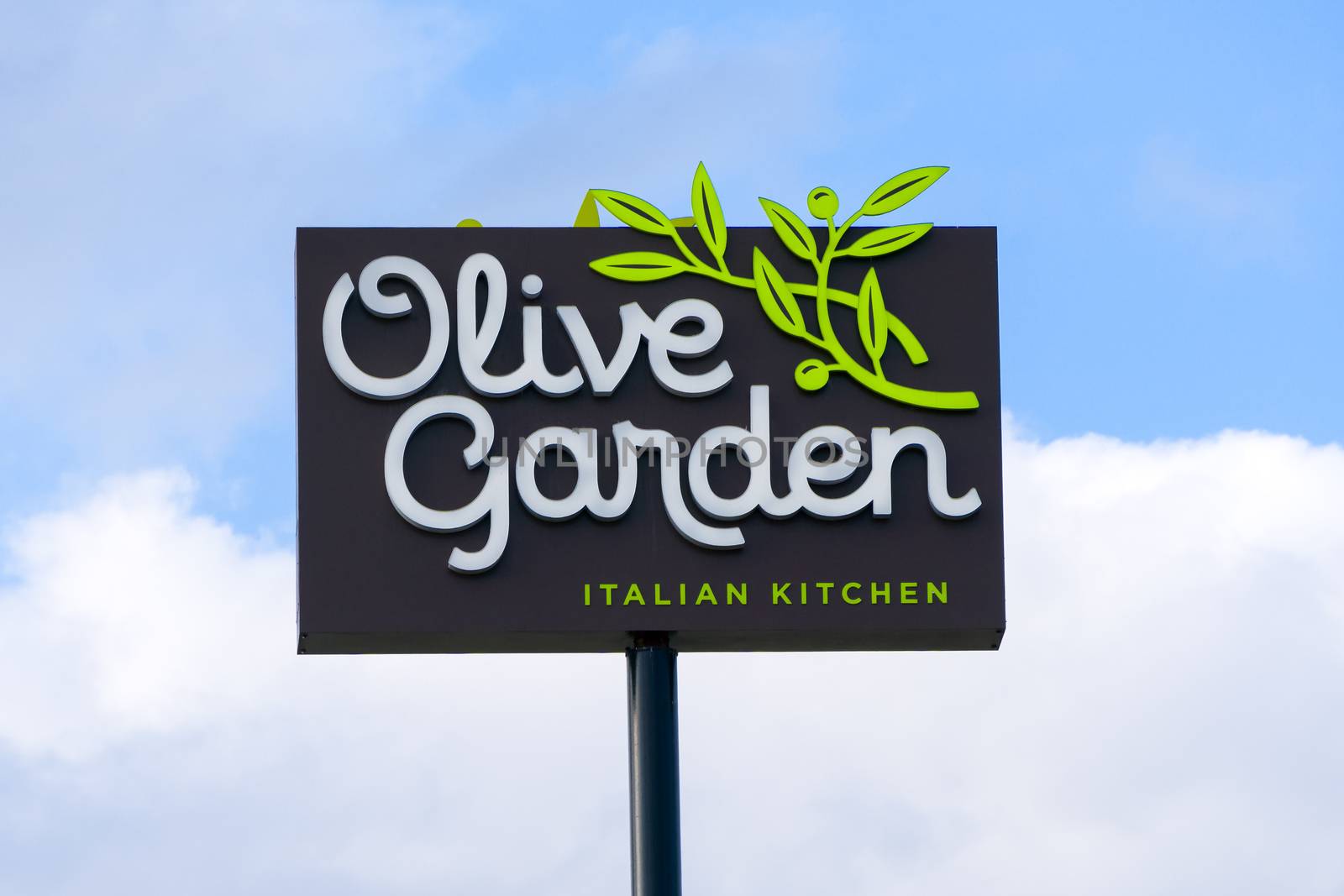 Olive Garden Restaurant Sign and Logo by wolterk
