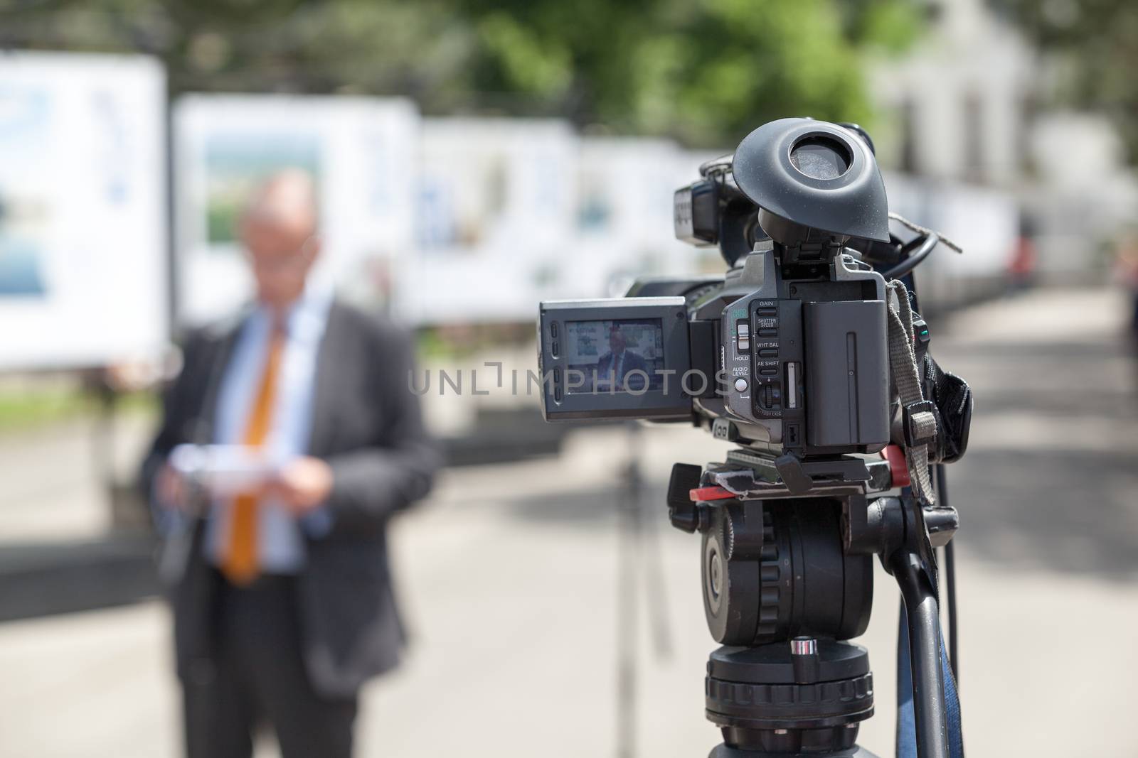 Filming an event with a video camera