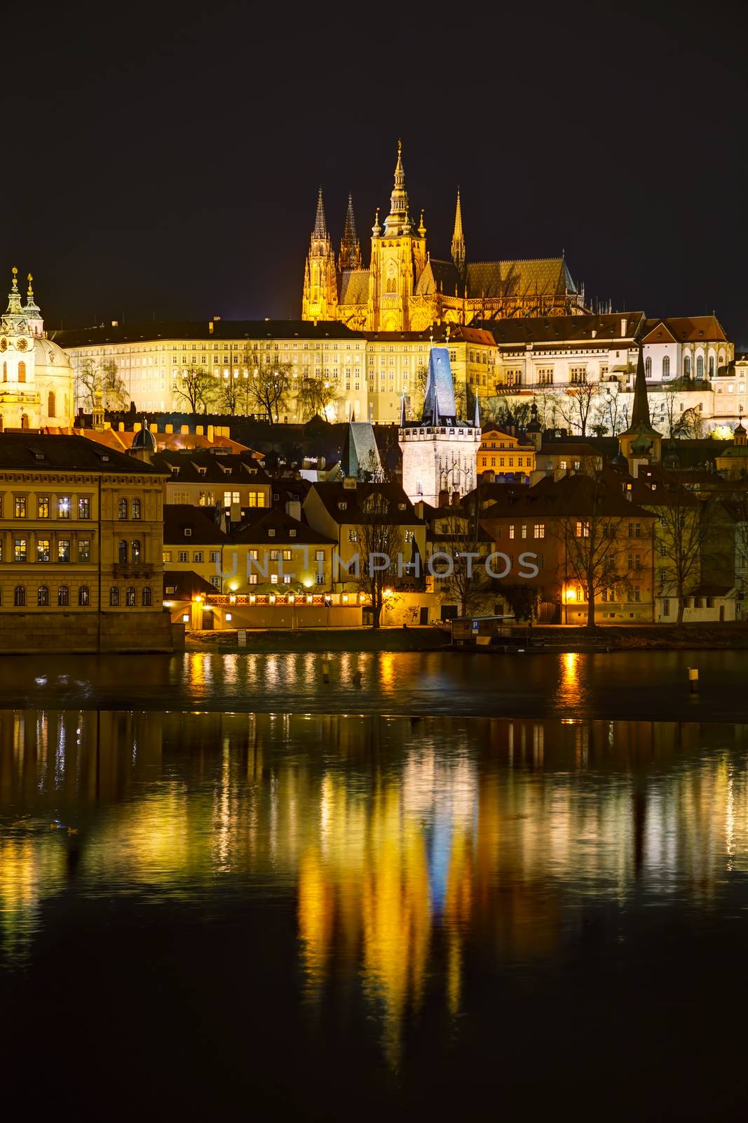 Overview of Prague in night by AndreyKr