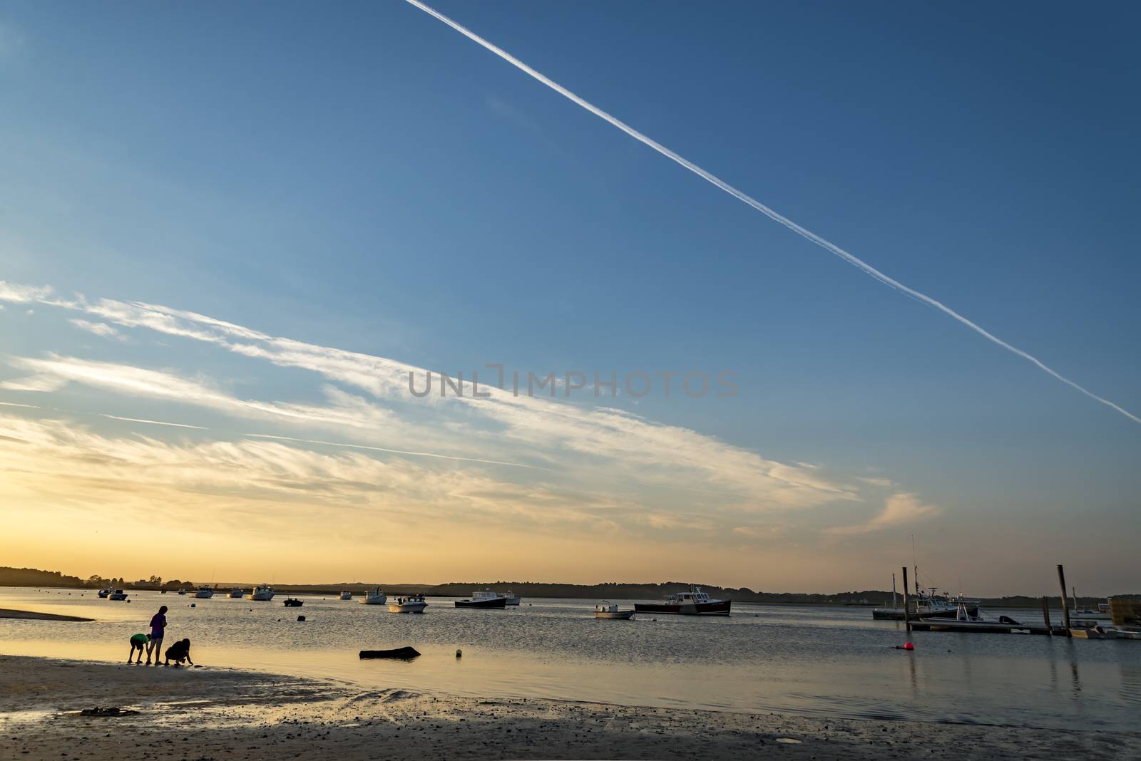 Pine Point Beach by edella