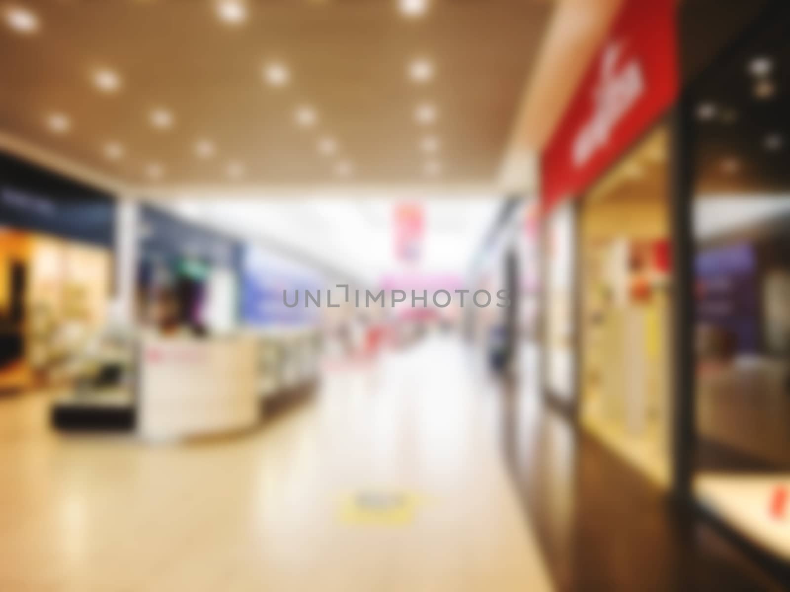 Abstract blurred background of shopping mall hall by fascinadora