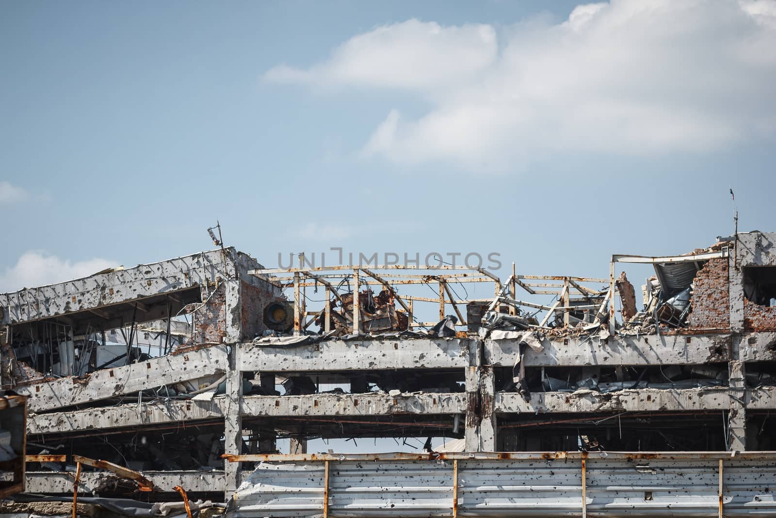 View of donetsk airport ruins by mrakor