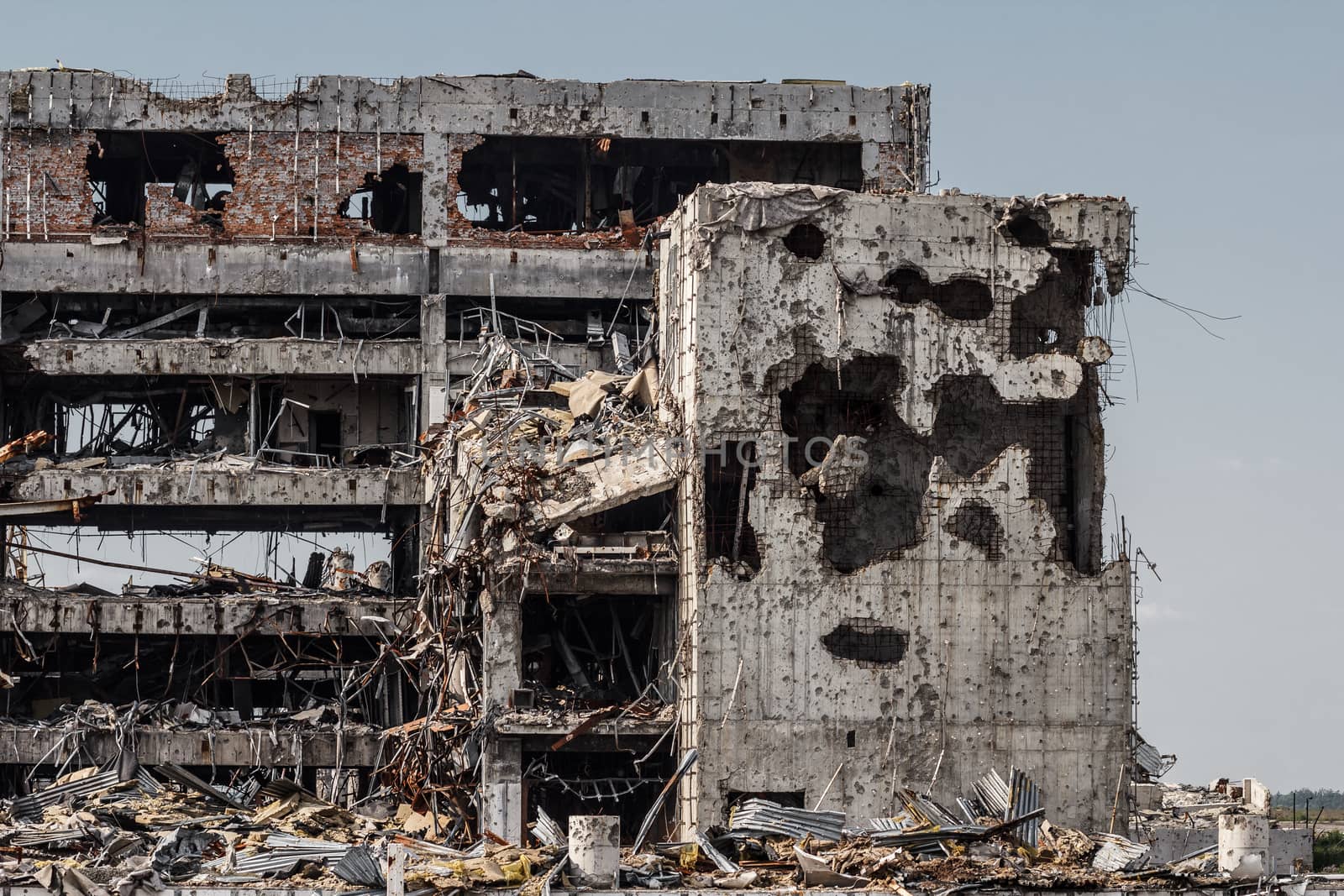 Detail view of donetsk airport ruins by mrakor