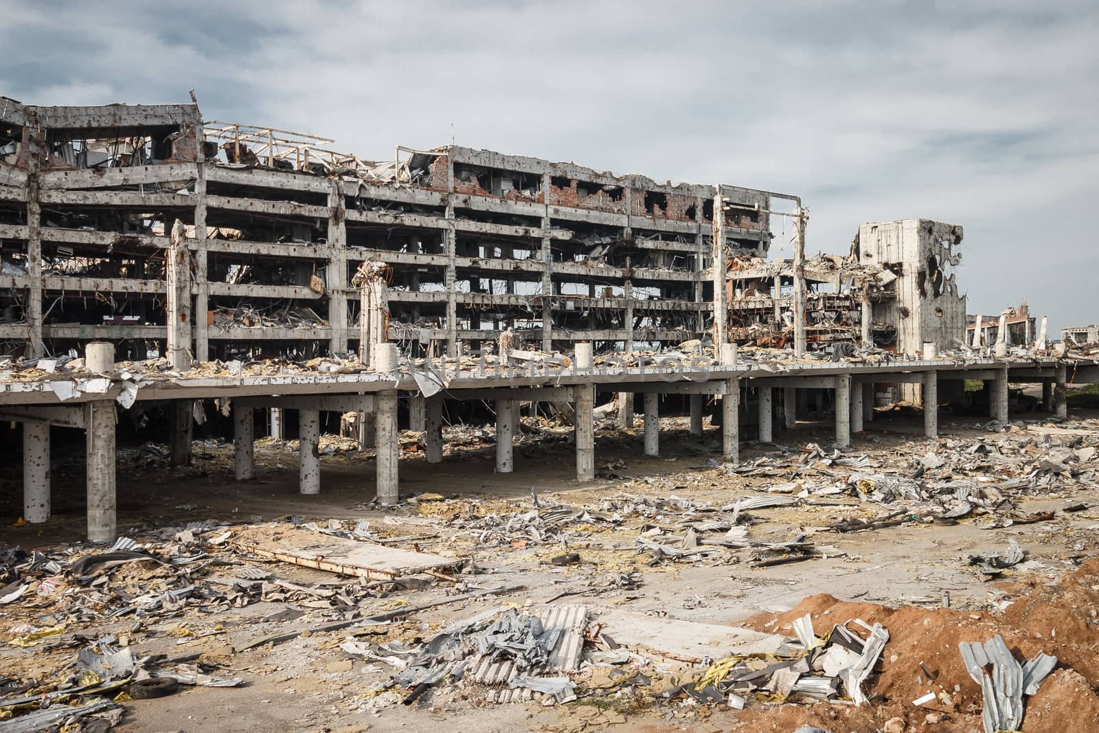 Wide Angle view of donetsk airport ruins after massive artillery shelling