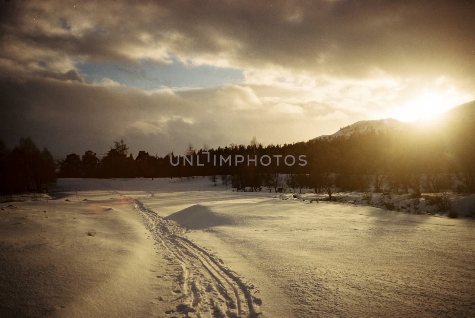 Winter scenery in Kingussie by megalithicmatt