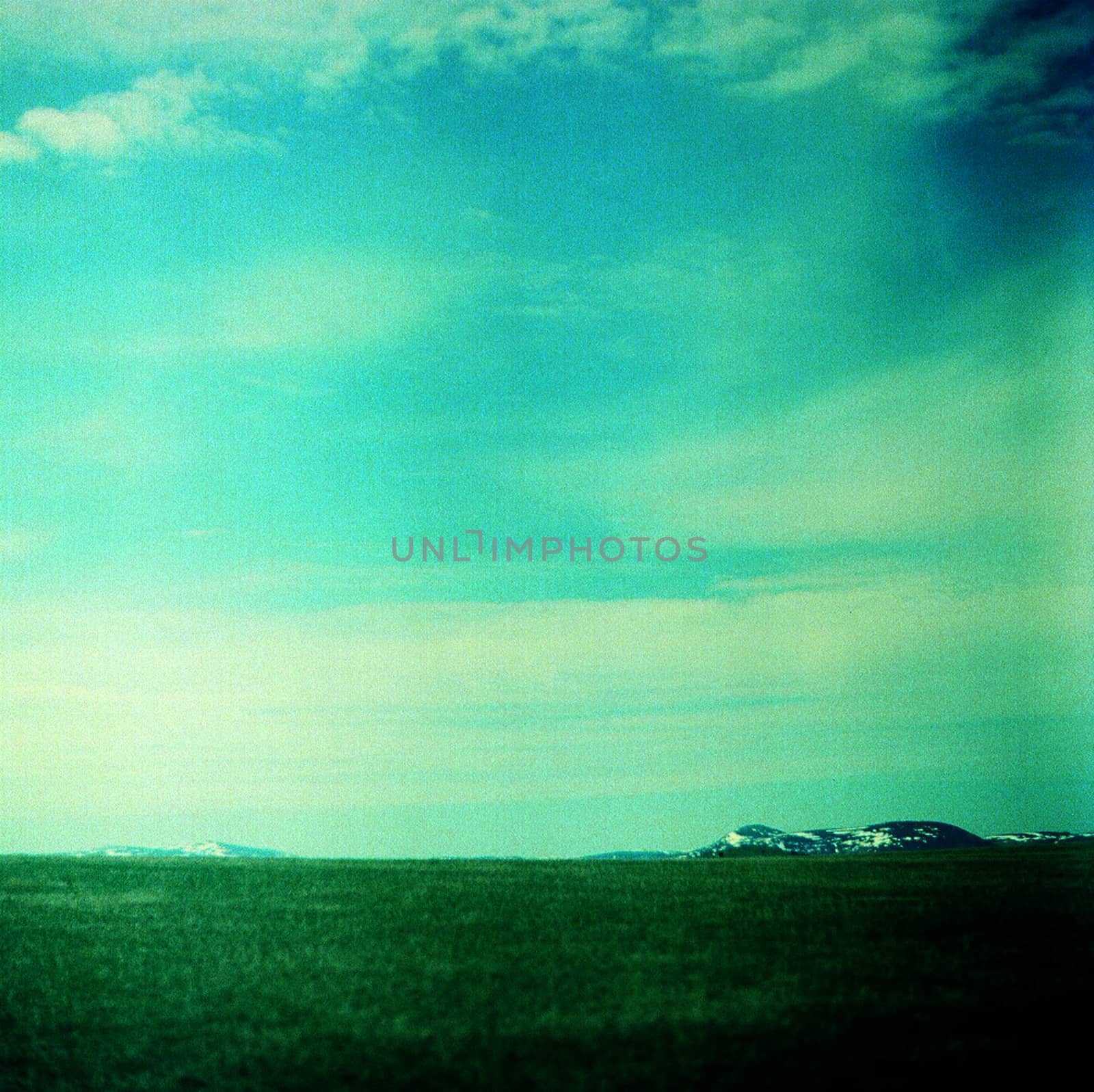 Color film image of field in Tap O' Noth