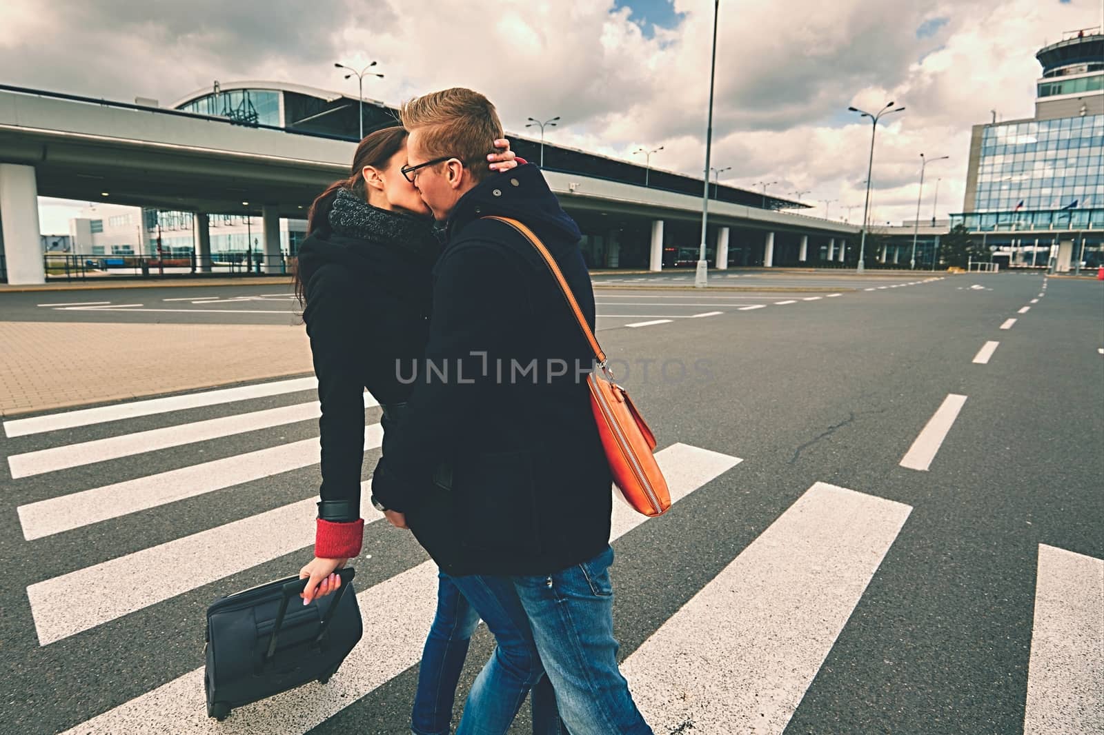 Love at the airport by Chalabala