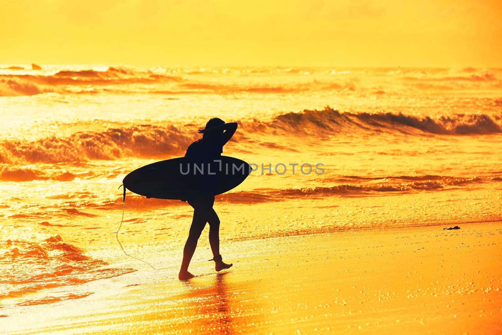 Silhouette of the surfer girl  by Chalabala