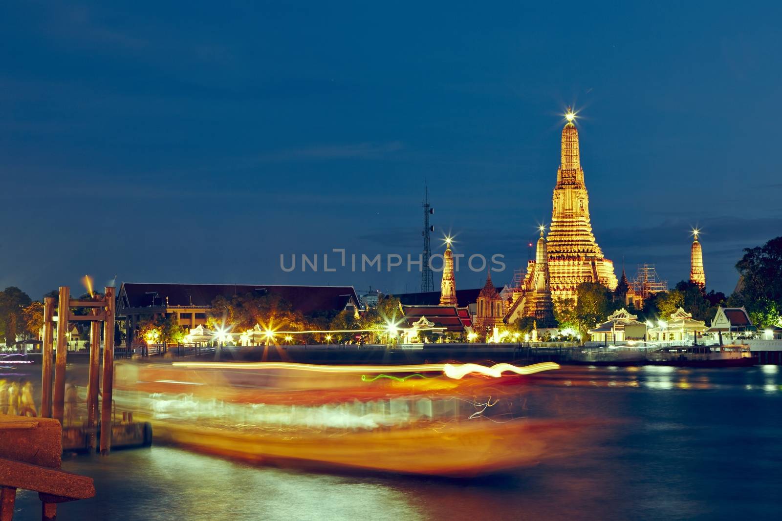 Temple Wat Arun in night - Bangkok, Thailand 