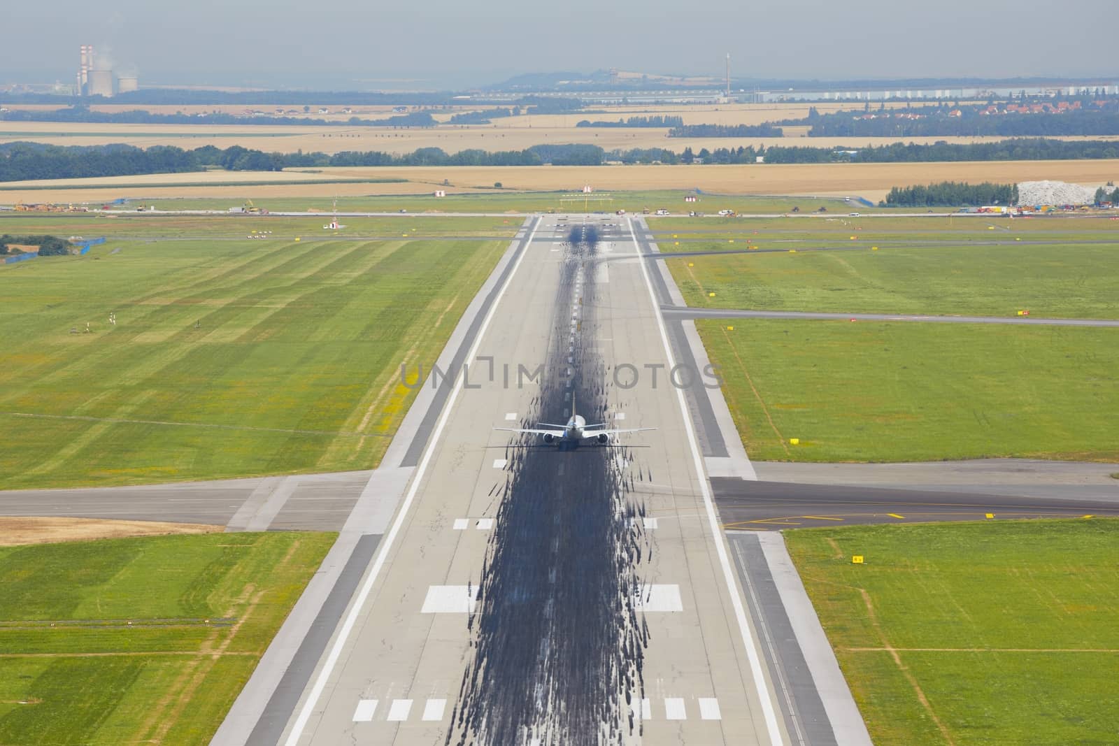 Marking on the beginning of the long runway