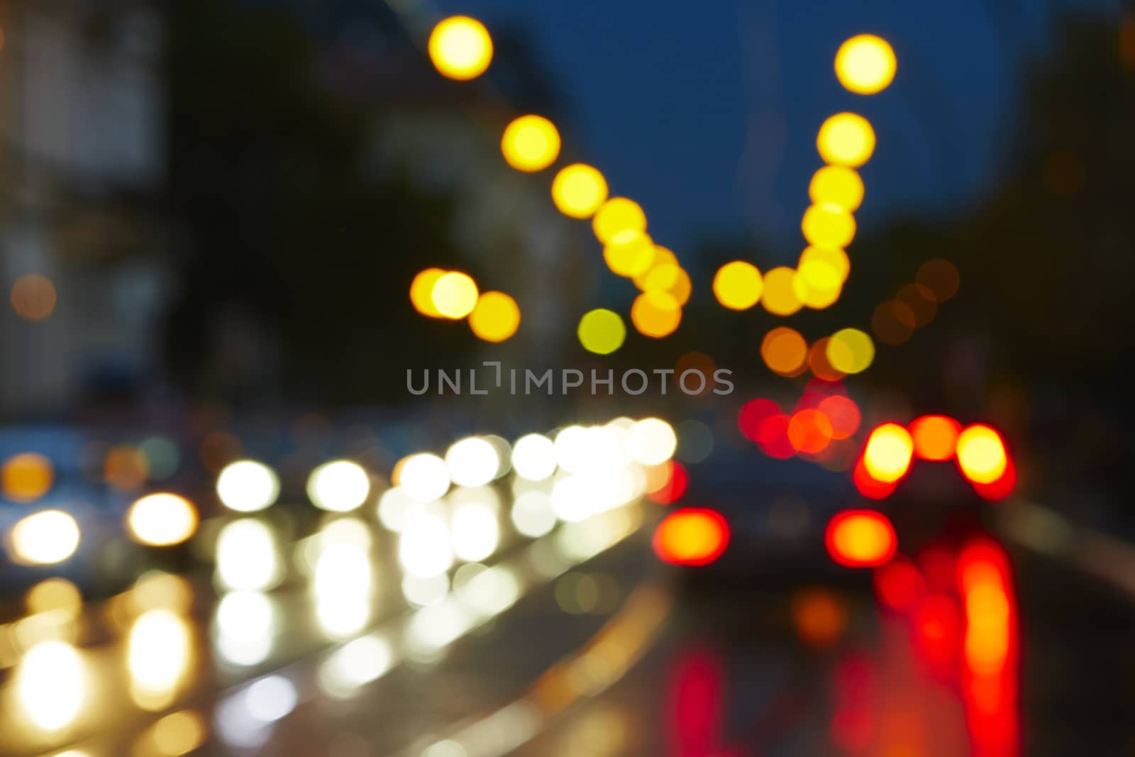Night traffic lights  by Chalabala