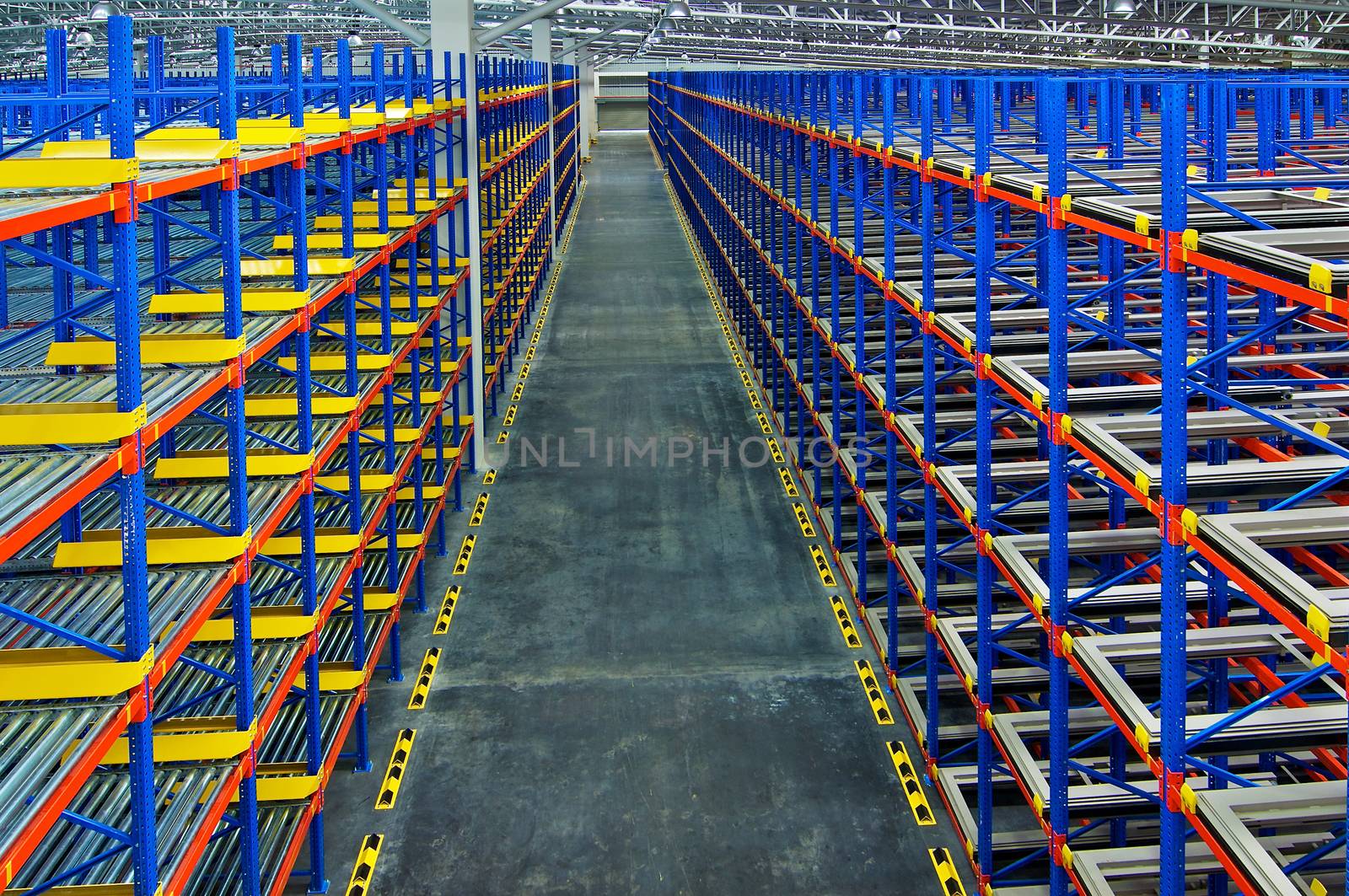 Pallet racking system for warehouse storage metal shelving distribution center