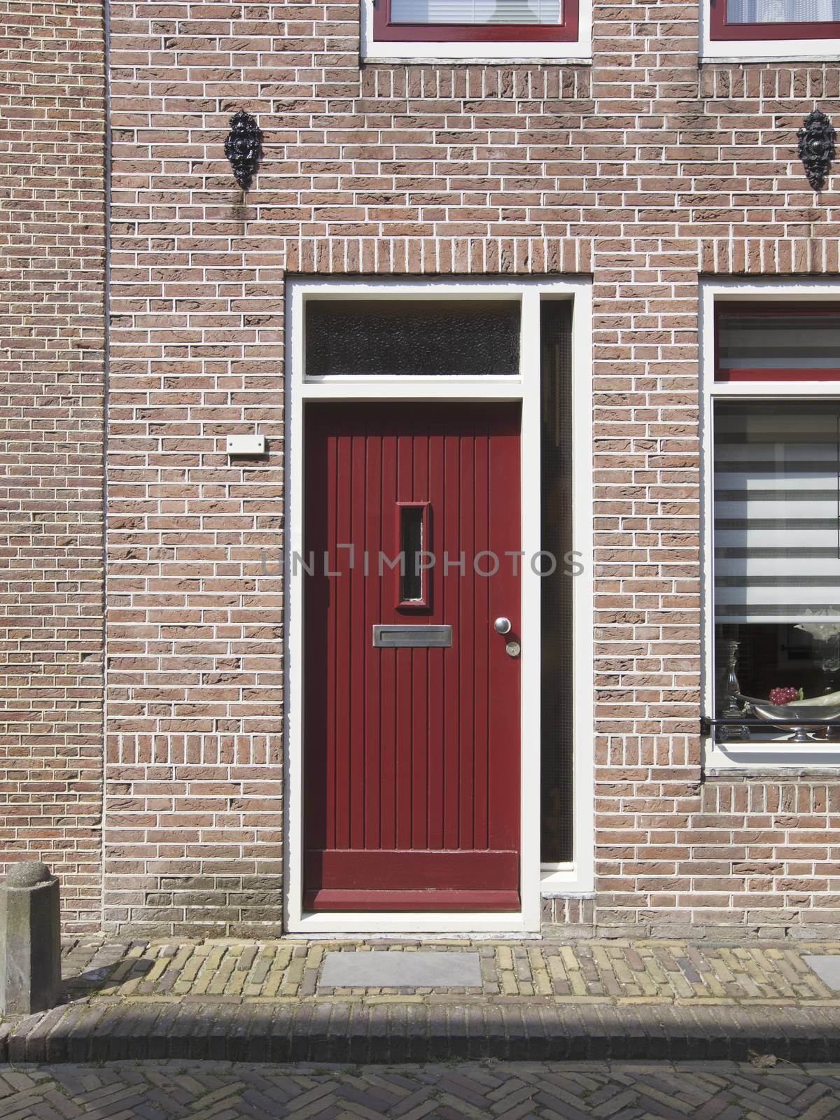 Red door, Netherlands by instinia