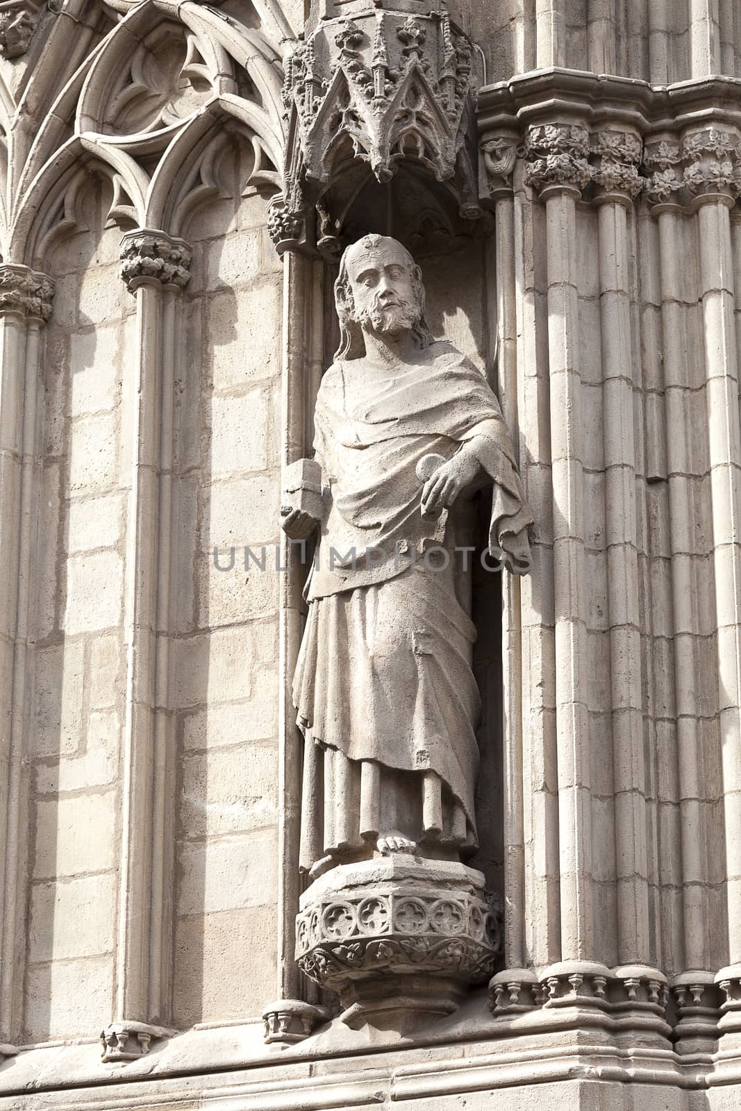 Statue on facade of  church Santa Maria del Mar, Barcelona, Spain by mychadre77
