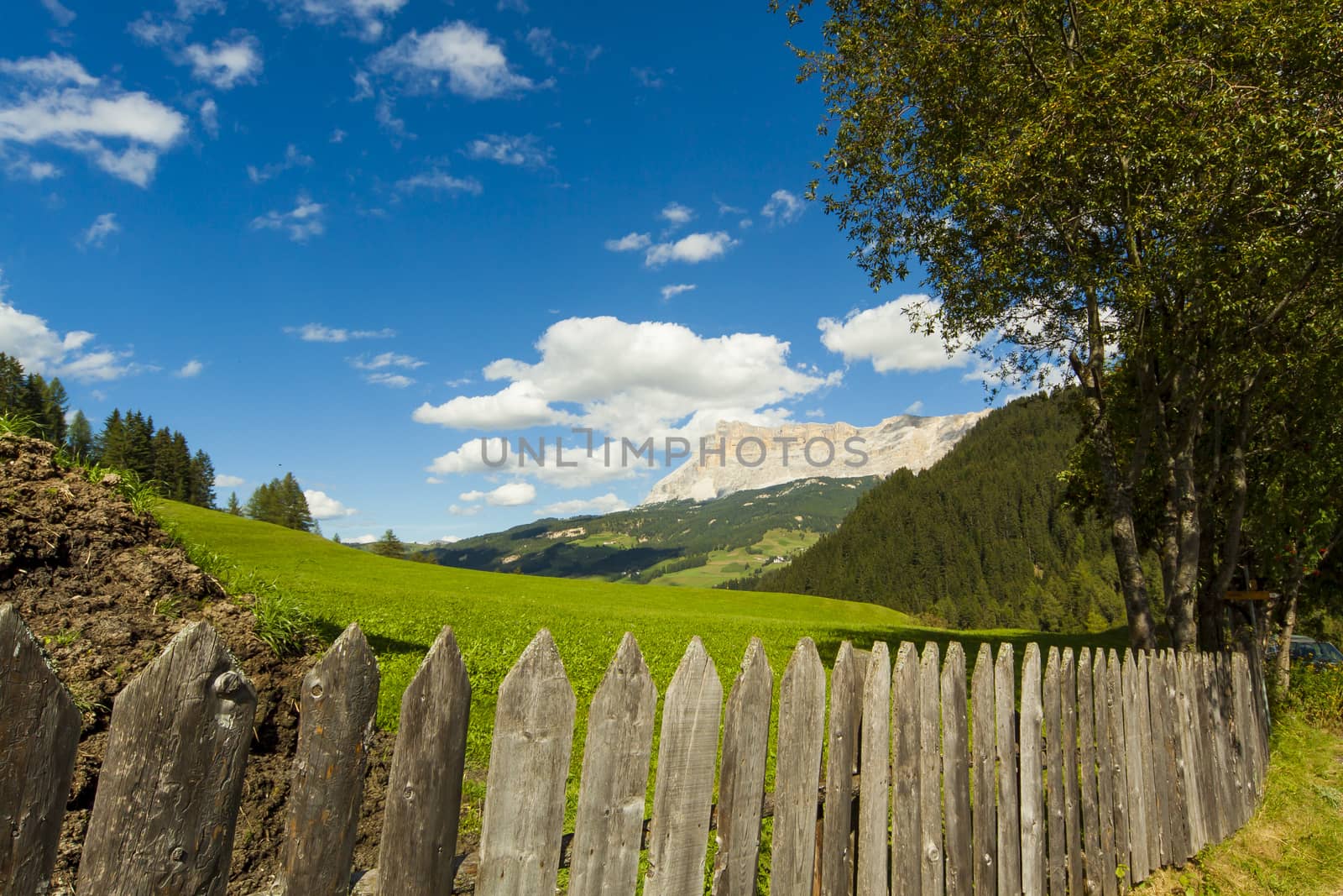 Panoramic view of Italian mountain landscapes