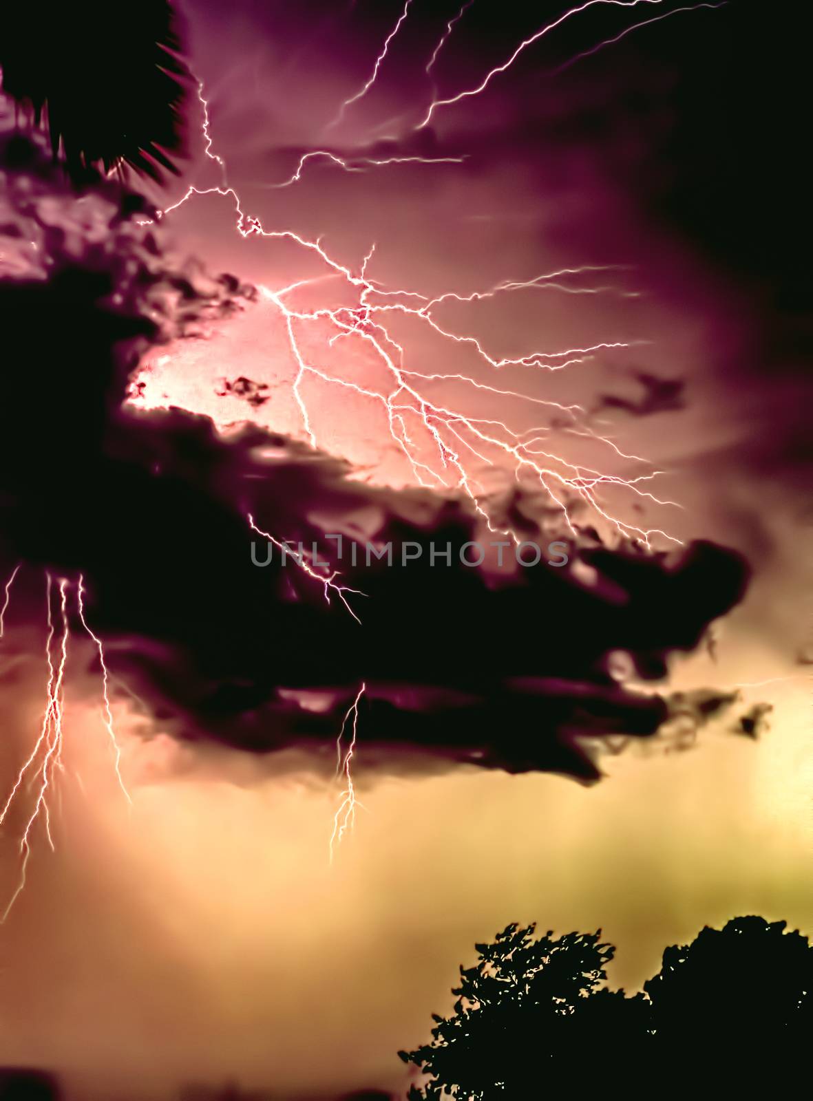 Lightning Over Florida, USA by backyard_photography