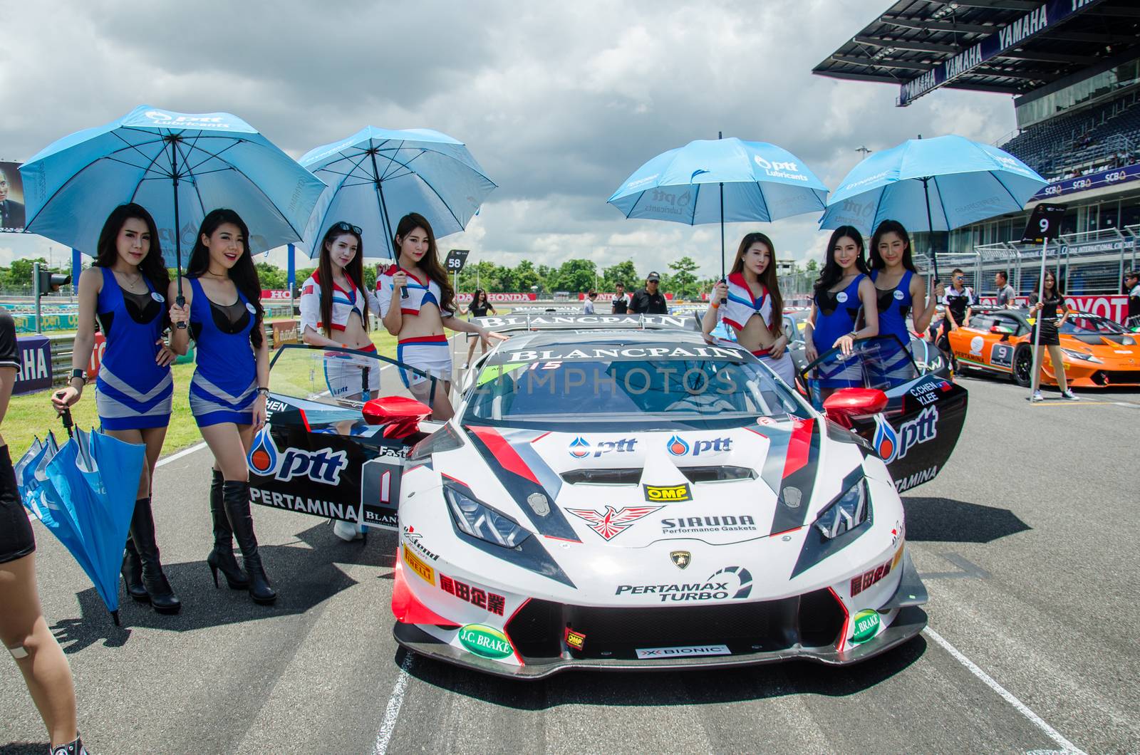 BURIRAM - THAILAND 24 : Lamborghini Super Trofeo Asia on display Buriram Super Race 2016 at Chang International Racing Circuit on July 24, 2016, Buriram, Thailand.
