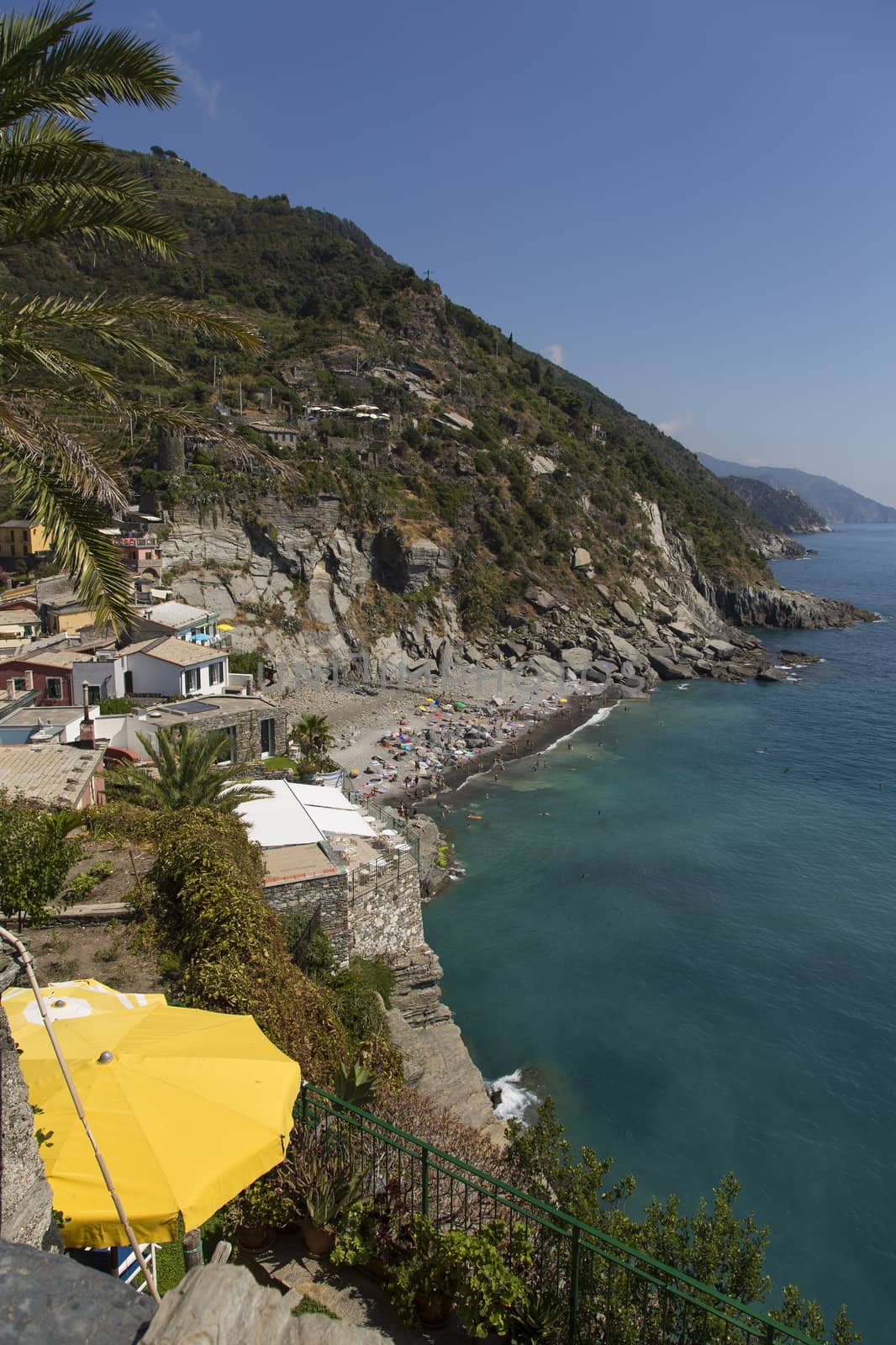Ligurian bay by nicobernieri